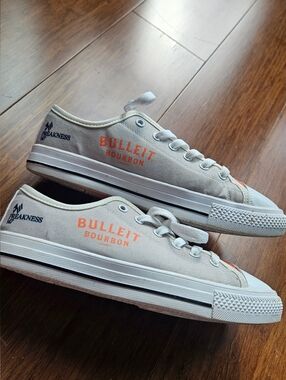 Unisex Low-Top Canvas Sneakers - Light Gray & White with Orange, & Orange Logo
